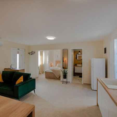 וינקורן Studio Apartment Mare With Private Garden And Jacuzzi מראה חיצוני תמונה