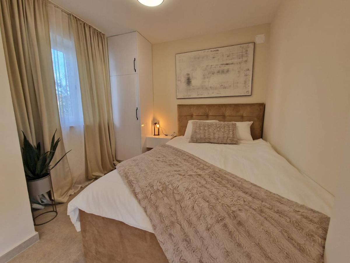 וינקורן Studio Apartment Mare With Private Garden And Jacuzzi מראה חיצוני תמונה