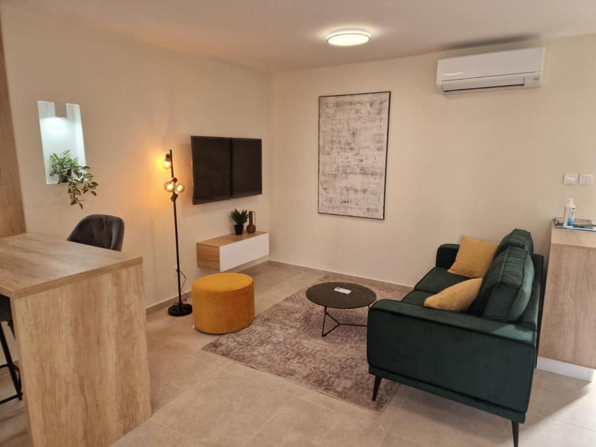 וינקורן Studio Apartment Mare With Private Garden And Jacuzzi מראה חיצוני תמונה