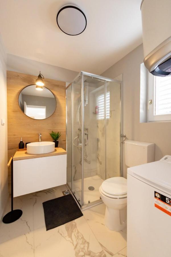 וינקורן Studio Apartment Mare With Private Garden And Jacuzzi מראה חיצוני תמונה